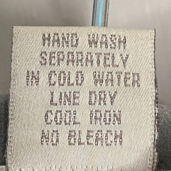 Dress Barn Silk Blouse Womens Large Black Yellow Green Floral Animal Print - Picture 9 of 9